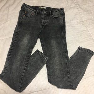 Free People Mid-rise Skinny Jeans size 24